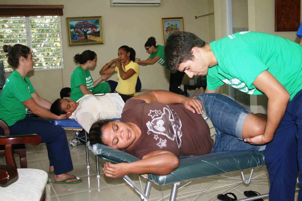 Los especialistas en Quiropráctica de Canadá atienden pacientes en Jamao al Norte y Gaspar Hernández.